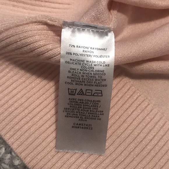 NWT - LOFT | Classic Light Pink Crew Neck Sweater | Size XL - Picture 5 of 6